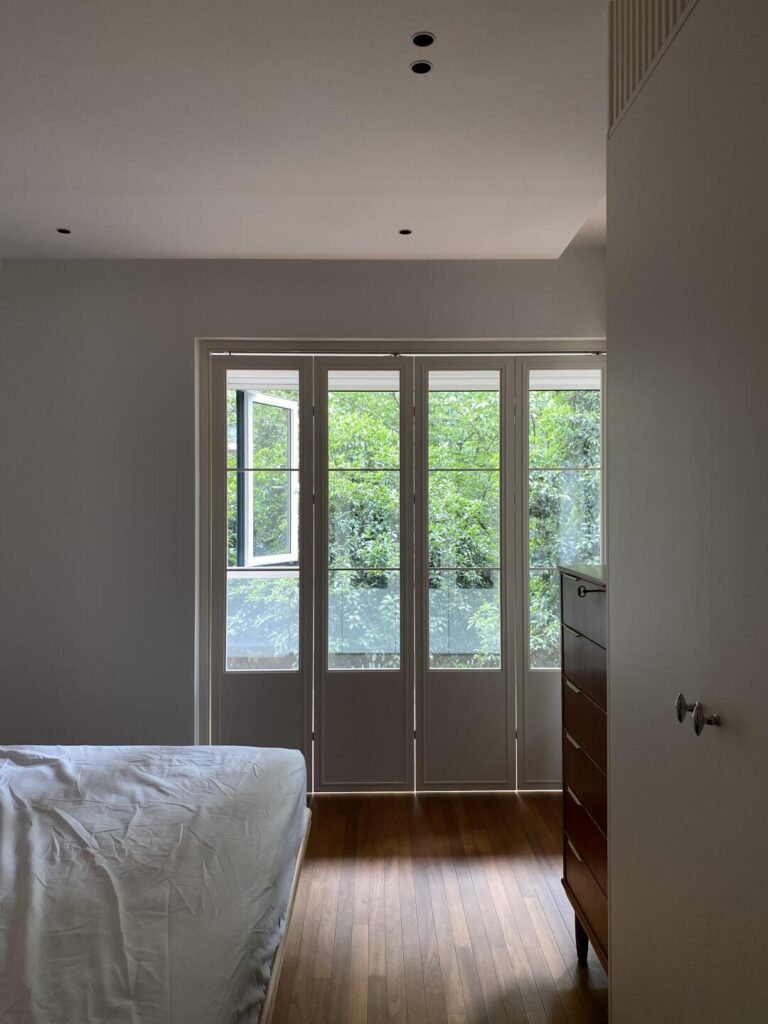 Advantages of Accordion Doors in Home Efficiency 3