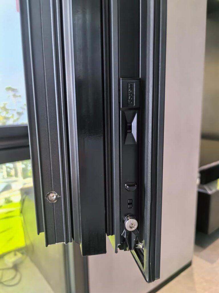 Casement Windows Details 4