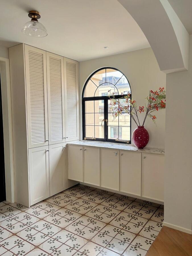 Arched Windows 22