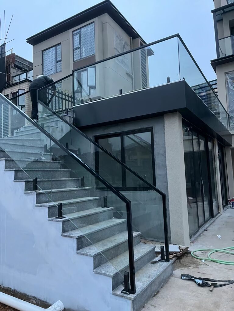 Glass Railing Systems 17