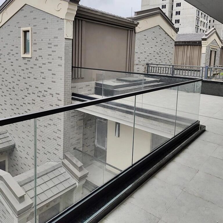 Glass Railing Systems 30